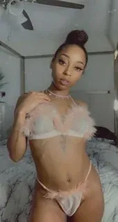 OnlyFans cuenta goldenfineapple avatar 1
