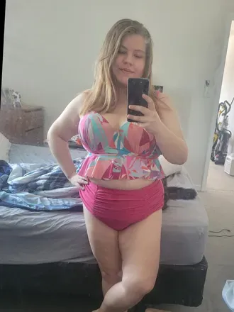 OnlyFans account  bounceytittiezfree header 2
