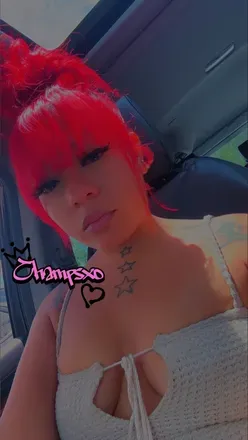 OnlyFans cuenta xochampagnexo avatar 1