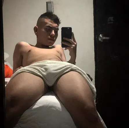 OnlyFans cuenta cvillegas__ header 2