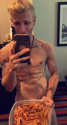 OnlyFans cuenta shanna_bananaa header 2