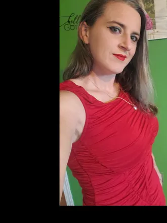 OnlyFans account  therabbit header 2
