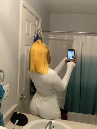 OnlyFans cuenta thursdaay4 header 2