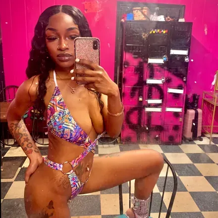 OnlyFans cuenta prettyyaani avatar 1