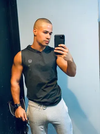 OnlyFans cuenta stronghands avatar 1