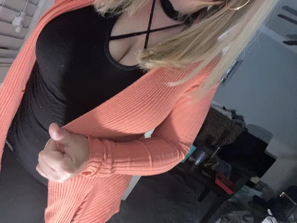 OnlyFans cuenta crystal2090 header 2