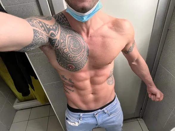 OnlyFans account  tempemao avatar 1