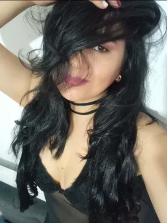 OnlyFans cuenta laura_69official header 2