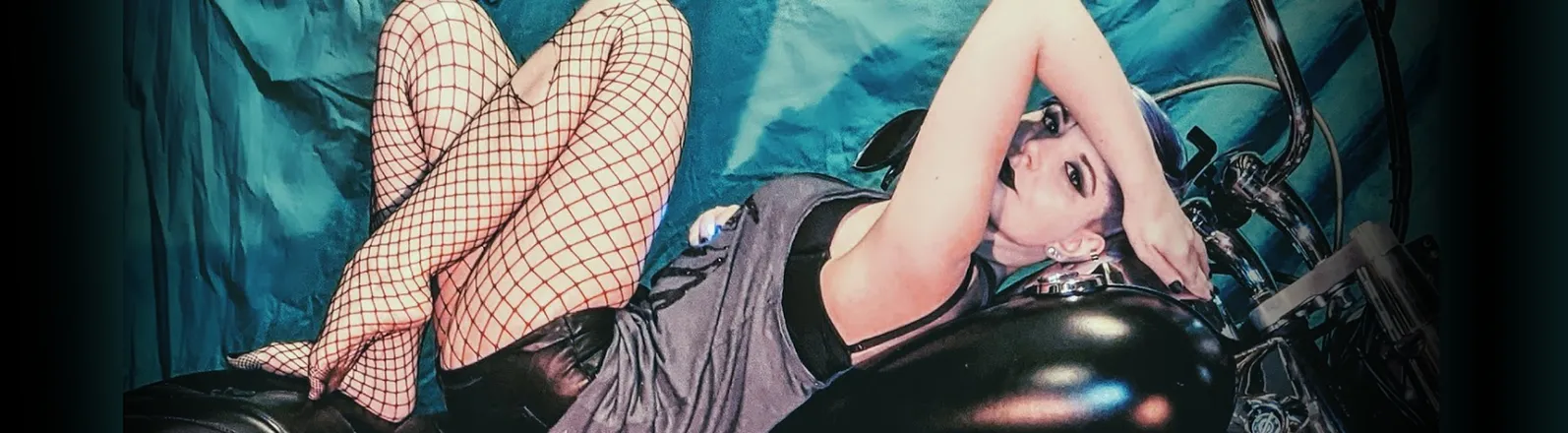 OnlyFans cuenta pixierebelle header 2