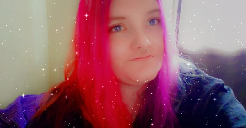OnlyFans cuenta purplehairedgodess25 header 2