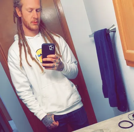 OnlyFans account  deadboyred header 2