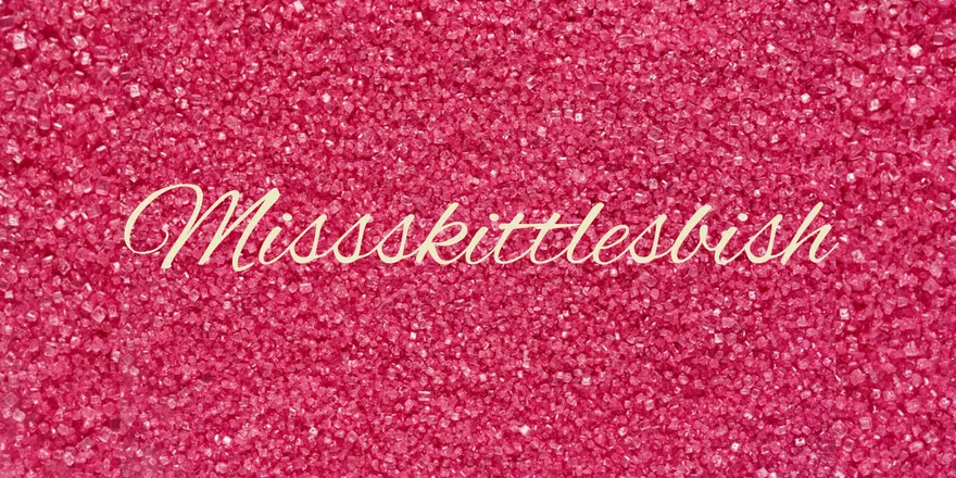 OnlyFans cuenta missskittlesbishfree header 2