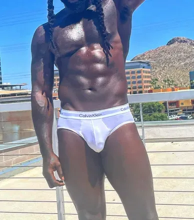 OnlyFans cuenta hoez_onmy_dick avatar 1