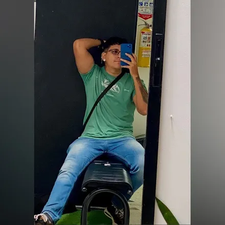 OnlyFans cuenta alexxcarvahal header 2