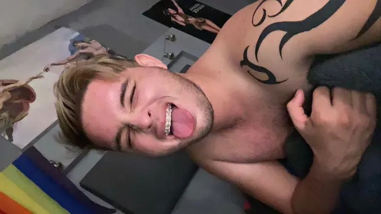 OnlyFans account  gonzal8fracisco header 2