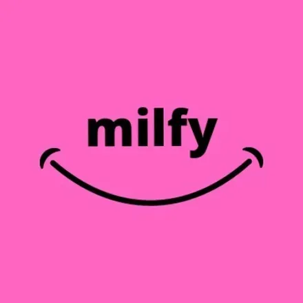 OnlyFans cuenta momnextdoorcanada avatar 1