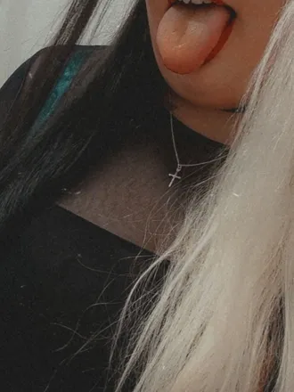 OnlyFans cuenta satan1c_vvitch header 2