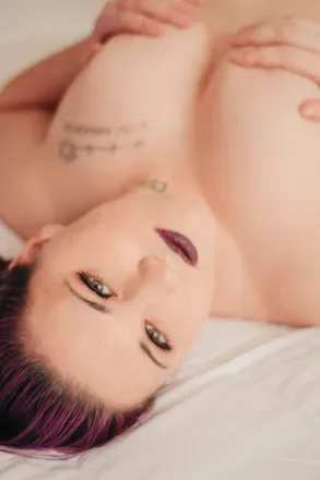 OnlyFans account  ashrh avatar 1