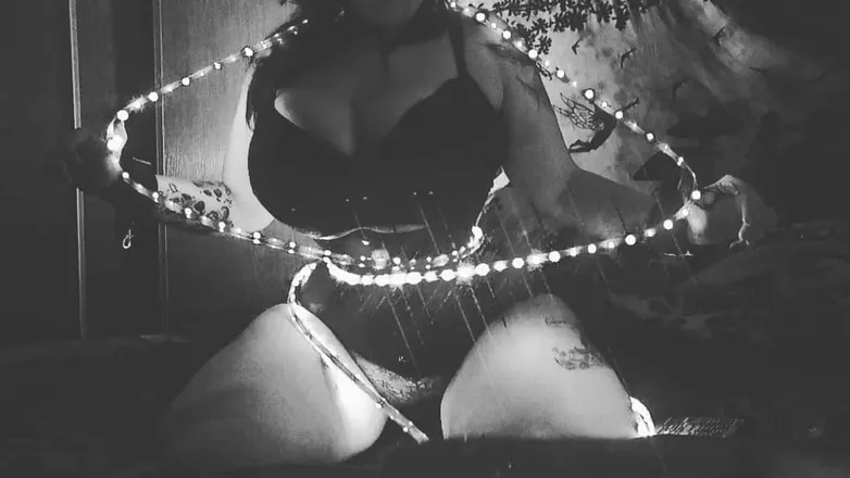 OnlyFans account  titsmcgeeboobsmagoo header 2