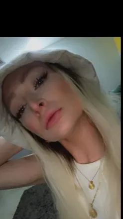 OnlyFans cuenta cute_as_duck1 avatar 1