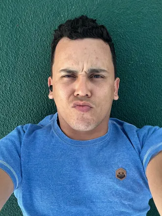 OnlyFans cuenta evansantos header 2