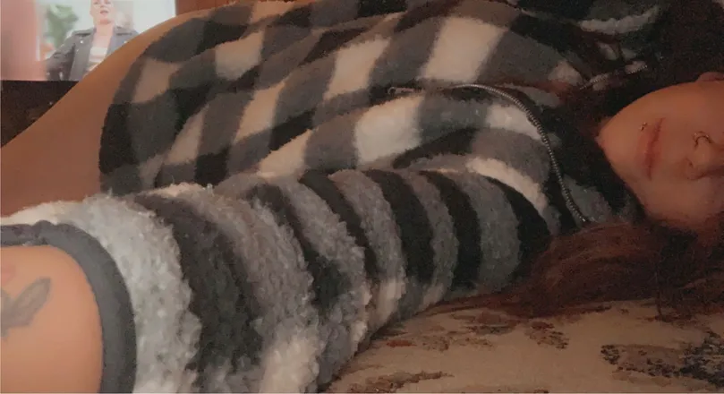 OnlyFans account  thickthighsprettyeyes20 header 2