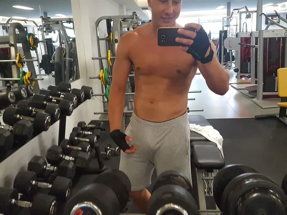 OnlyFans cuenta u227366887 header 2