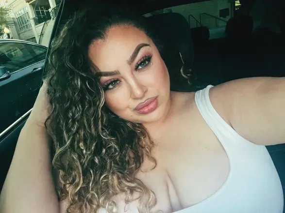 OnlyFans account  exoticgreeneyes avatar 1