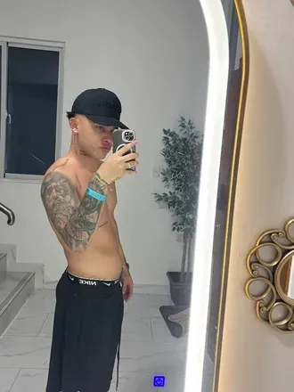 OnlyFans cuenta kevc_a avatar 1