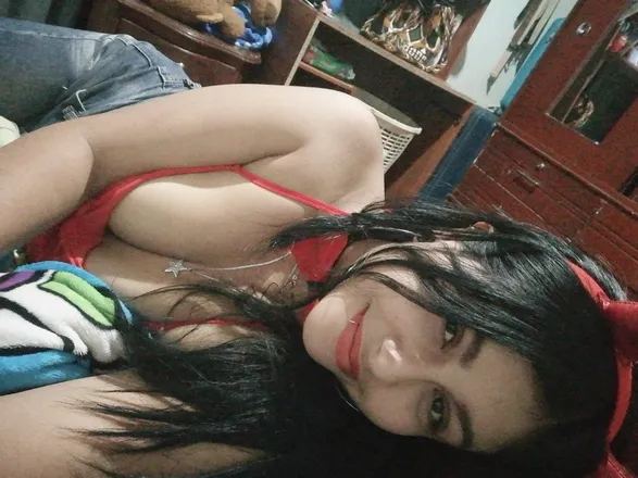OnlyFans cuenta caro.witch header 2