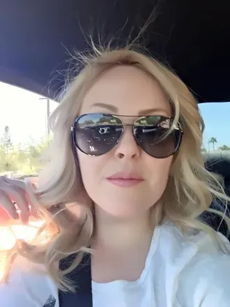 OnlyFans account  cardyn avatar 1