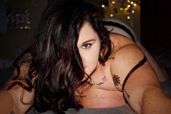 OnlyFans cuenta hookahqueeen header 2
