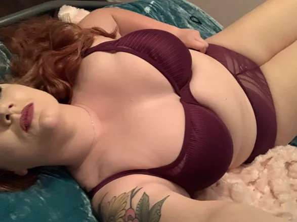 OnlyFans account  bee_babe header 2