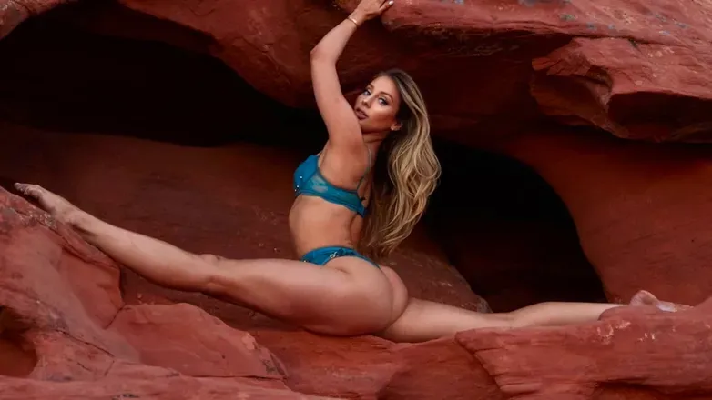 OnlyFans account  benditlikeblair header 2