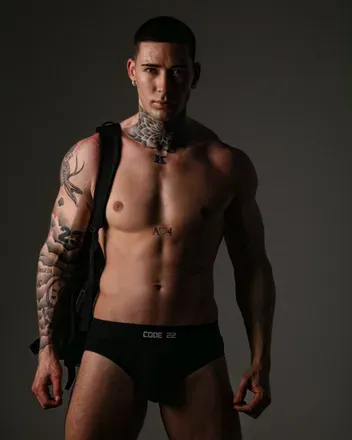 OnlyFans cuenta kevinvieitez header 2