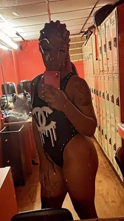 OnlyFans cuenta chynaagirl52 header 2