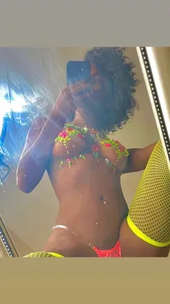 OnlyFans cuenta artsypoca header 2