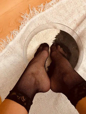 OnlyFans account  soleteee header 2