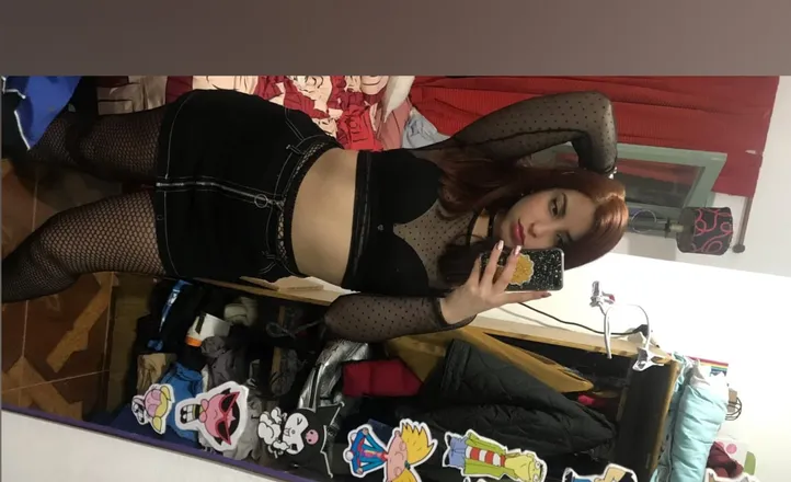 OnlyFans cuenta pauuli07 header 2