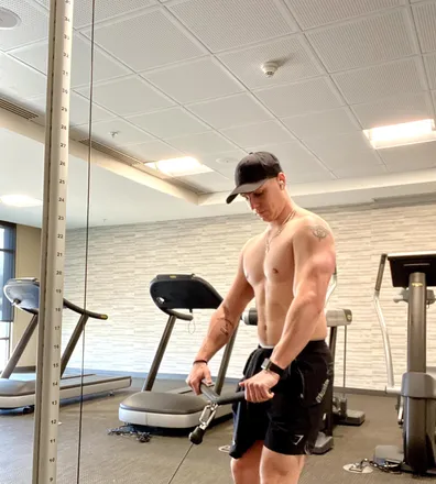 OnlyFans cuenta u30289384 header 2