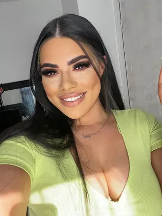 OnlyFans of valentina.alix