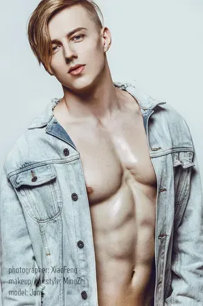OnlyFans account  u139959120 avatar 1