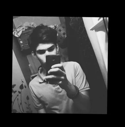 OnlyFans cuenta tretaylorsversion header 2
