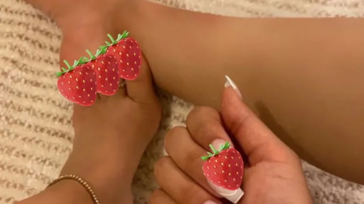 OnlyFans cuenta feetsandsexyhands header 2