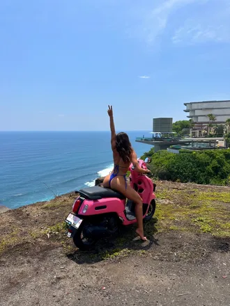 OnlyFans cuenta lilbeachbby header 2