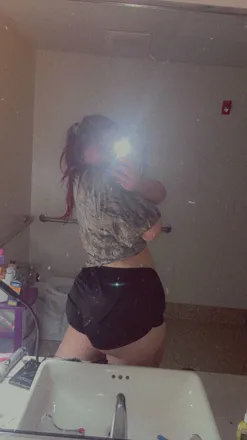 OnlyFans cuenta itzmee_hoeee21 header 2