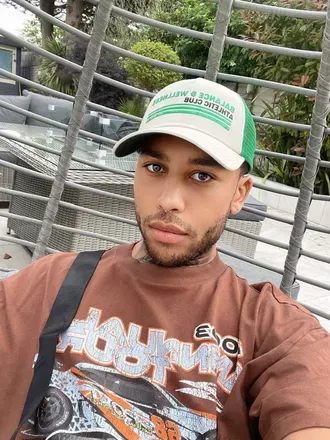 OnlyFans account  lilbaddiecarter avatar 1