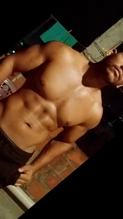 OnlyFans cuenta u194121054 header 2
