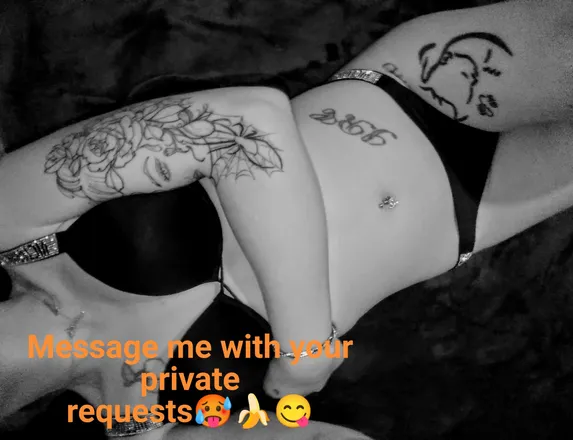 OnlyFans cuenta thenextpaige_28 header 2
