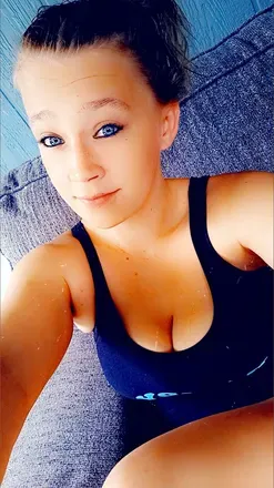 OnlyFans account  countryyblondegirl avatar 1